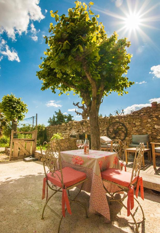 Bed and Breakfast La Calade Montouliers Exteriér fotografie
