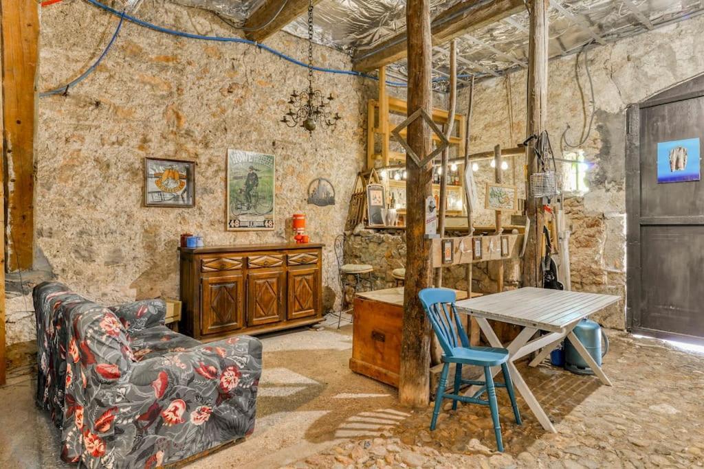 Bed and Breakfast La Calade Montouliers Exteriér fotografie