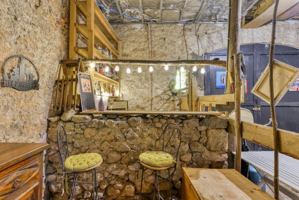 Bed and Breakfast La Calade Montouliers Exteriér fotografie